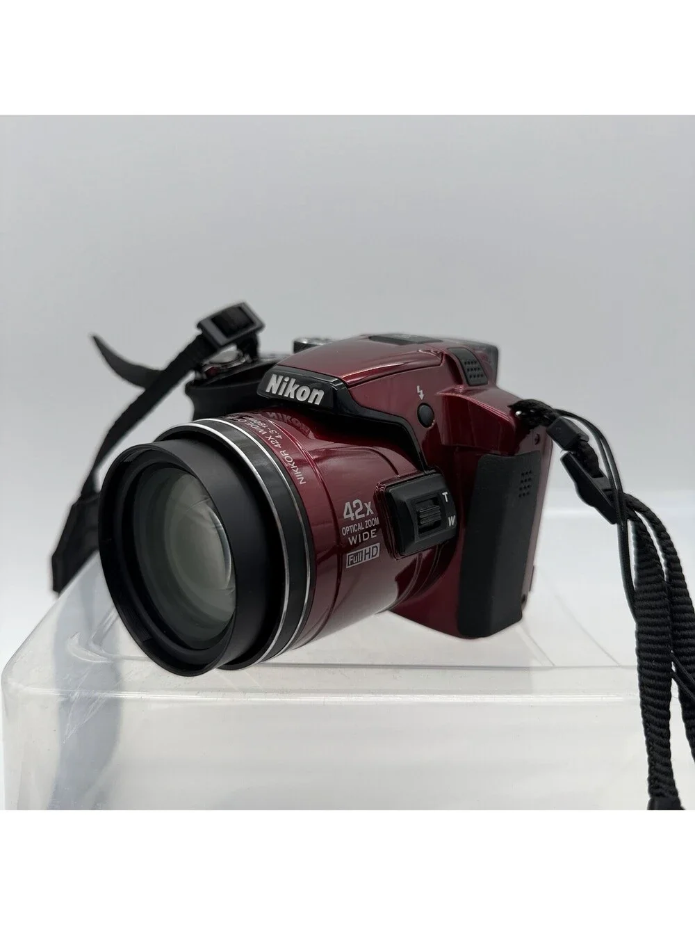 Nikon COOLPIX P510 Bridge Camera 42x Optical Zoom Full HD Built-in Flash/ Red